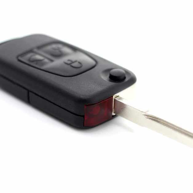 mercedes-benz-carcasa-tip-cheie-briceag-cu-3-butoane-lama-2-piste-9