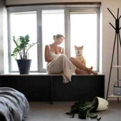 Cuier hol, metalic, 2 rafturi MDF, design minimalist, 180 cm, negru