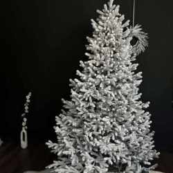Brad artificial Christmas Deluxe by Sersimo, Viena nins, 3D, 210cm
