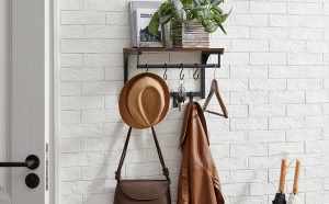 VASAGLE Cuier perete cu 8 carlige si polita, 40x24x24 cm, maro rustic si negru