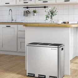 SONGMICS Cos de gunoi din inox cu 3 compartimente colectare selectiva, cu galeti interioare, 3x18litri, argintiu si negru