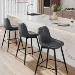 VASAGLE Set 2 scaune de bar, spatar ergonomic din piele artificiala, cadru metalic, 50x50x88 cm, negru