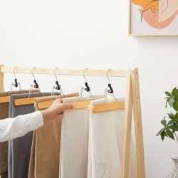 SONGMICS Set de 12 umerase din lemn pentru pantaloni, carlig antiderapant rotativ, 25cm, natural