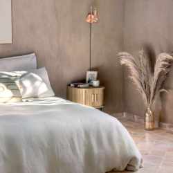 Noptiera Atmosphera Colva cu 2 usi, MDF si picioare metalice, 40x40x53 cm, bej