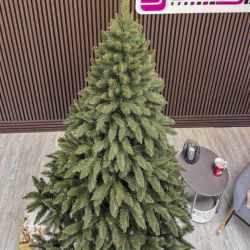 Brad artificial Christmas Deluxe by Sersimo, Royal, 240cm