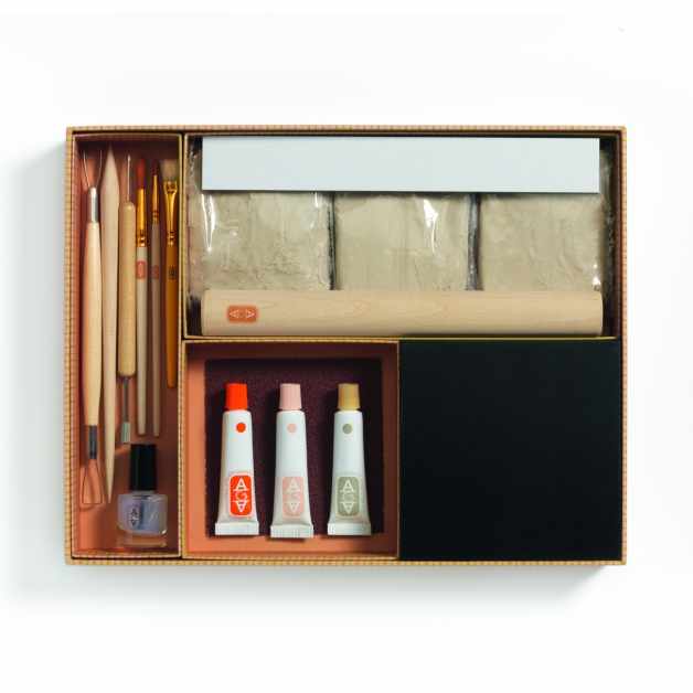 atelier-creativ-85-pentru-adulti-modelaj-in-lut-djeco100128816