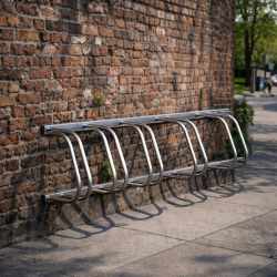 Suport metalic pentru 5 biciclete, montaj podea sau perete, structura solida otel, 135x33x28 cm