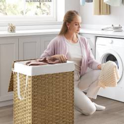 SONGMICS Cos rufe cu capac, ratan sintetic si sac detasabil, 90 L, 46x33x60 cm, natur