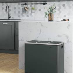 SONGMICS Cos de gunoi din inox cu 3 compartimente colectare selectiva, cu galeti interioare, 3x18litri, gri inchis