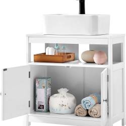 VASAGLE Dulap baie 60x30x60 cm, 2 usi, compartiment deschis, stil scandinav, alb mat