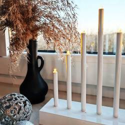 Sfesnic de Advent cu 7 lumanari LED, lumina alb cald, alimentare cu baterii, 21x20 cm