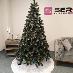 Brad artificial Christmas Deluxe by Sersimo, Lidia Nins cu conuri, 2D, 250cm