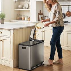 SONGMICS Cos de gunoi din inox cu 3 compartimente colectare selectiva, cu galeti interioare, inchidere lenta, 3x18 litri, gri argintiu