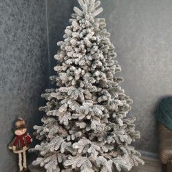 Brad artificial Christmas Deluxe by Sersimo, Kovalivska nins, 3D, 210cm